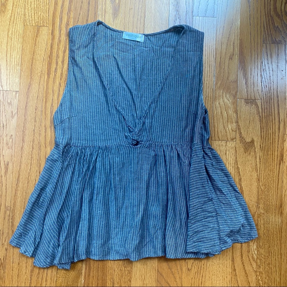 Vestique Tank Top